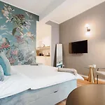 Apartman City-studio Im Innenhof Mit Boxspring-bett Und Community-raum