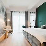 City-studio Im Innenhof Mit Boxspring-bett Und Community-raum Apartman *