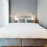 City-studio Im Innenhof Mit Boxspring-bett Und Community-raum Apartman *