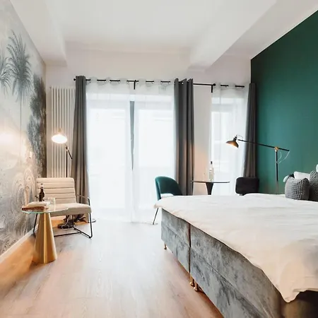 City-studio Im Innenhof Mit Boxspring-bett Und Community-raum Διαμέρισμα *