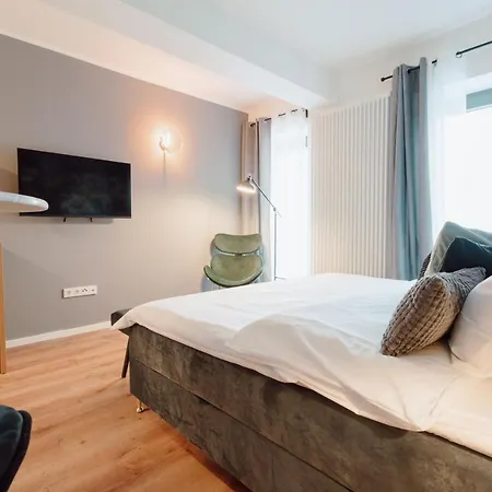 City-studio Im Innenhof Mit Boxspring-bett Und Community-raum Apartment