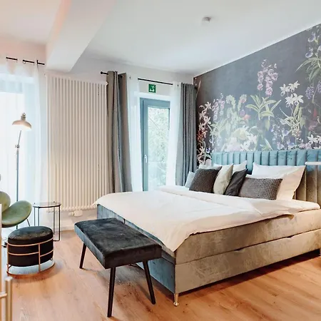 City-studio Im Innenhof Mit Boxspring-bett Und Community-raum Апартаменты *