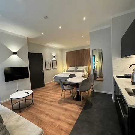 City-studio Im Innenhof Mit Boxspring-bett Und Community-raum Мюнстер