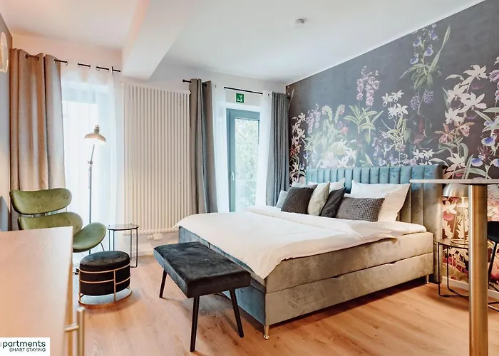 City-studio Im Innenhof Mit Boxspring-bett Und Community-raum Apartment *